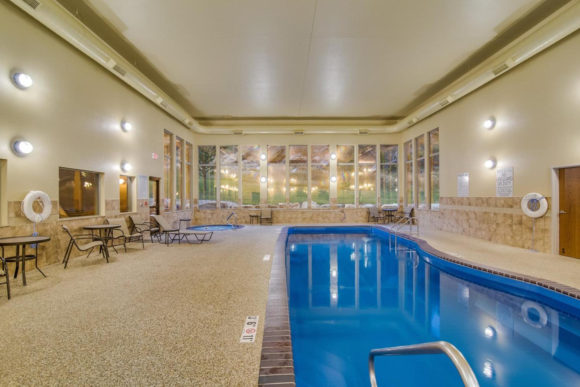 Holiday Inn Express & Suites Custer-Mt Rushmore Dış mekan fotoğraf