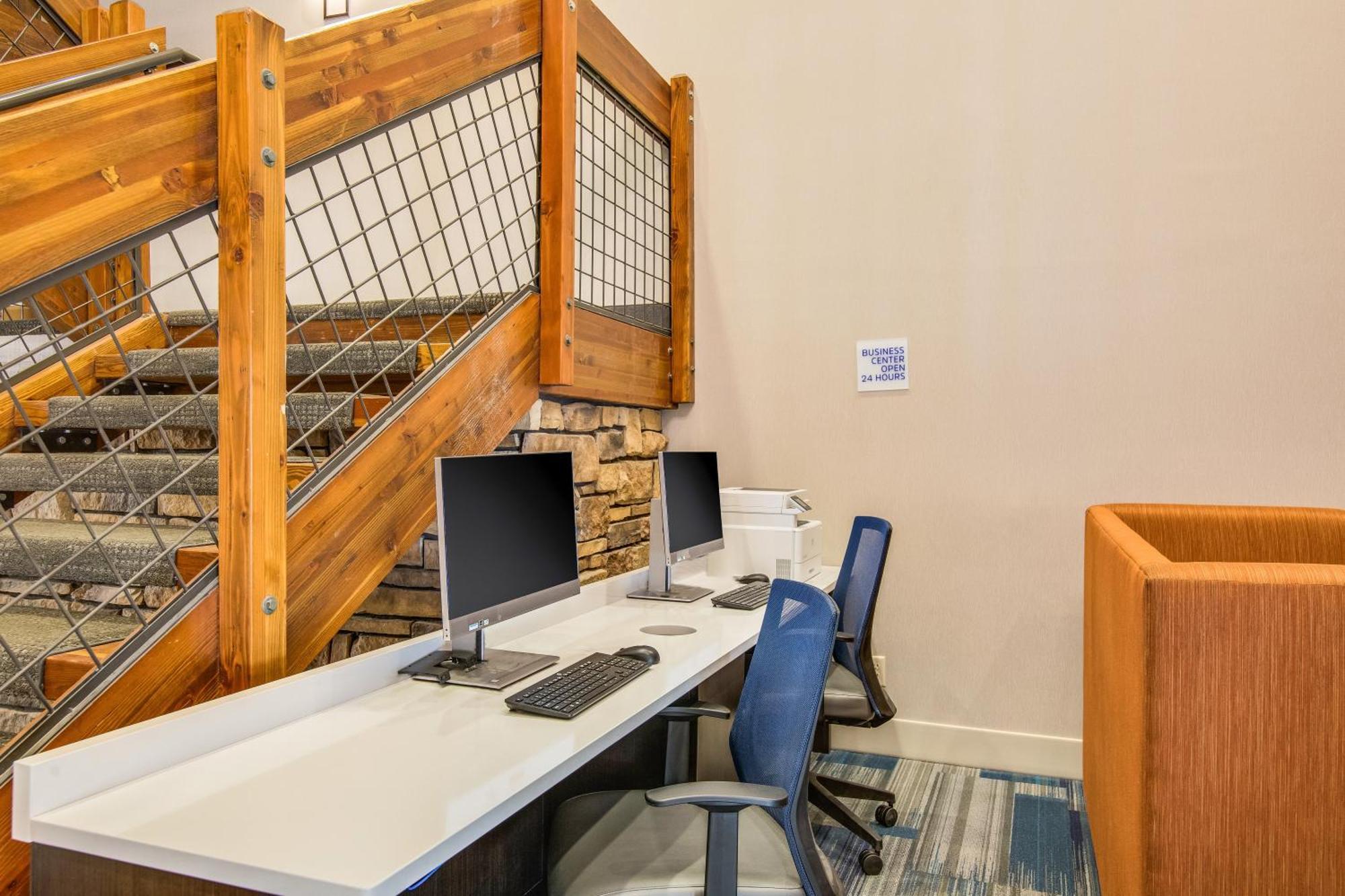 Holiday Inn Express & Suites Custer-Mt Rushmore Dış mekan fotoğraf